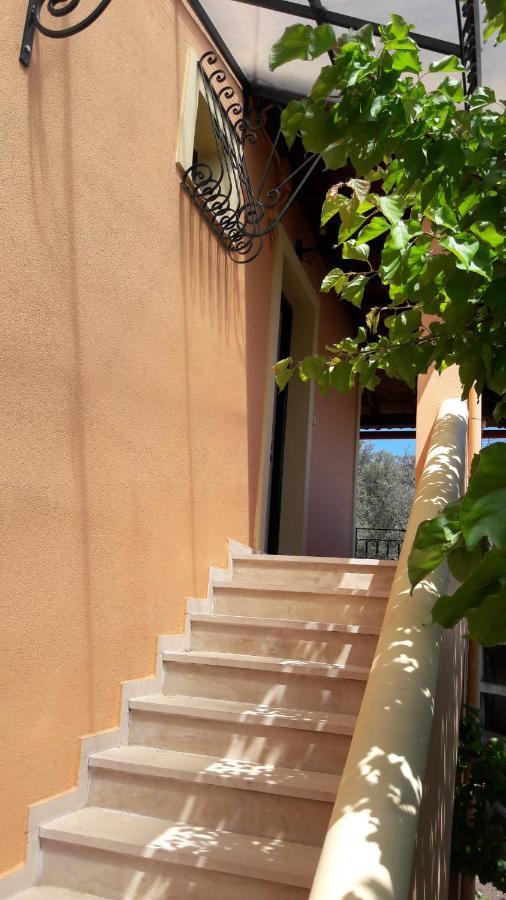 Appartamento Granis Family House Ano Lefkimmi Esterno foto